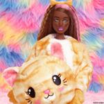 Barbie Cutie Reveal Κούκλα Με Βελούδινη Στολή Γάτα (HHG18-HHG20) - Image 4